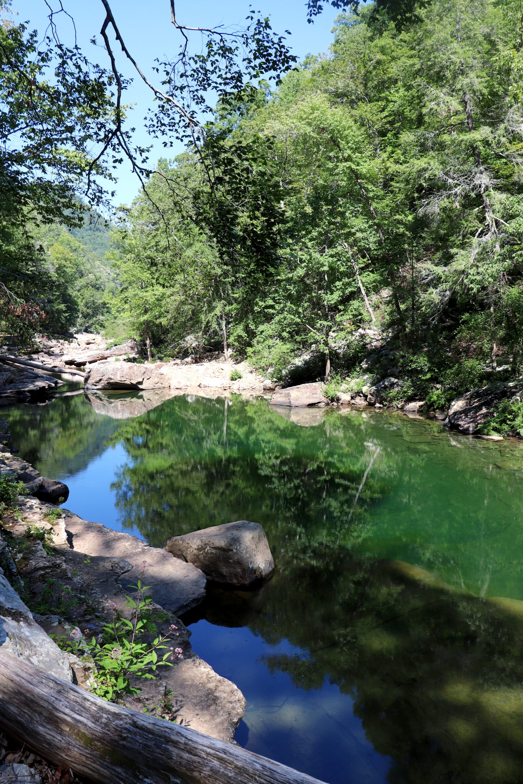 Chattanooga's North Chick Blue Hole: Adventure Awaits!