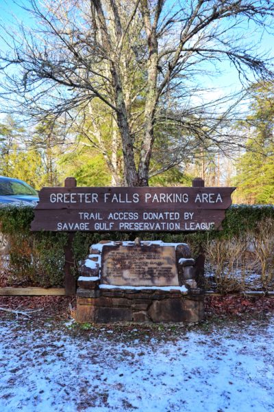 greeter falls in winter