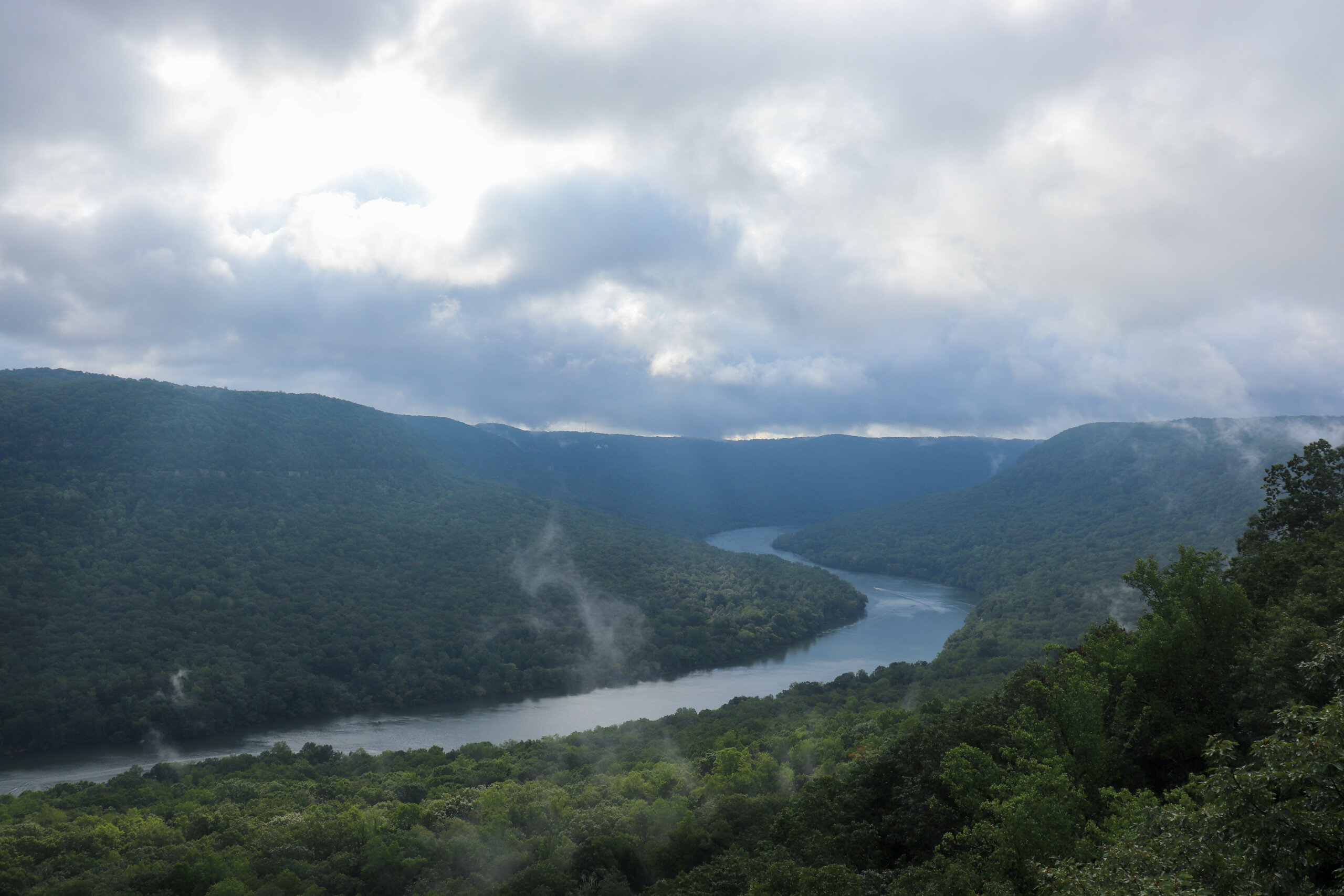 Why You Need to Visit + Hike at Snooper’s Rock