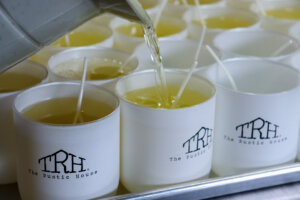 Read more about the article Chattanooga Candles Handmade by The Rustic House