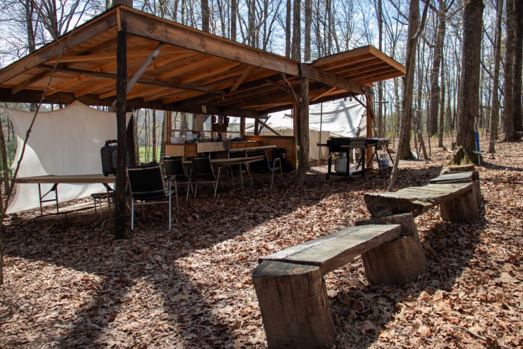 outdoor kitchen glamping