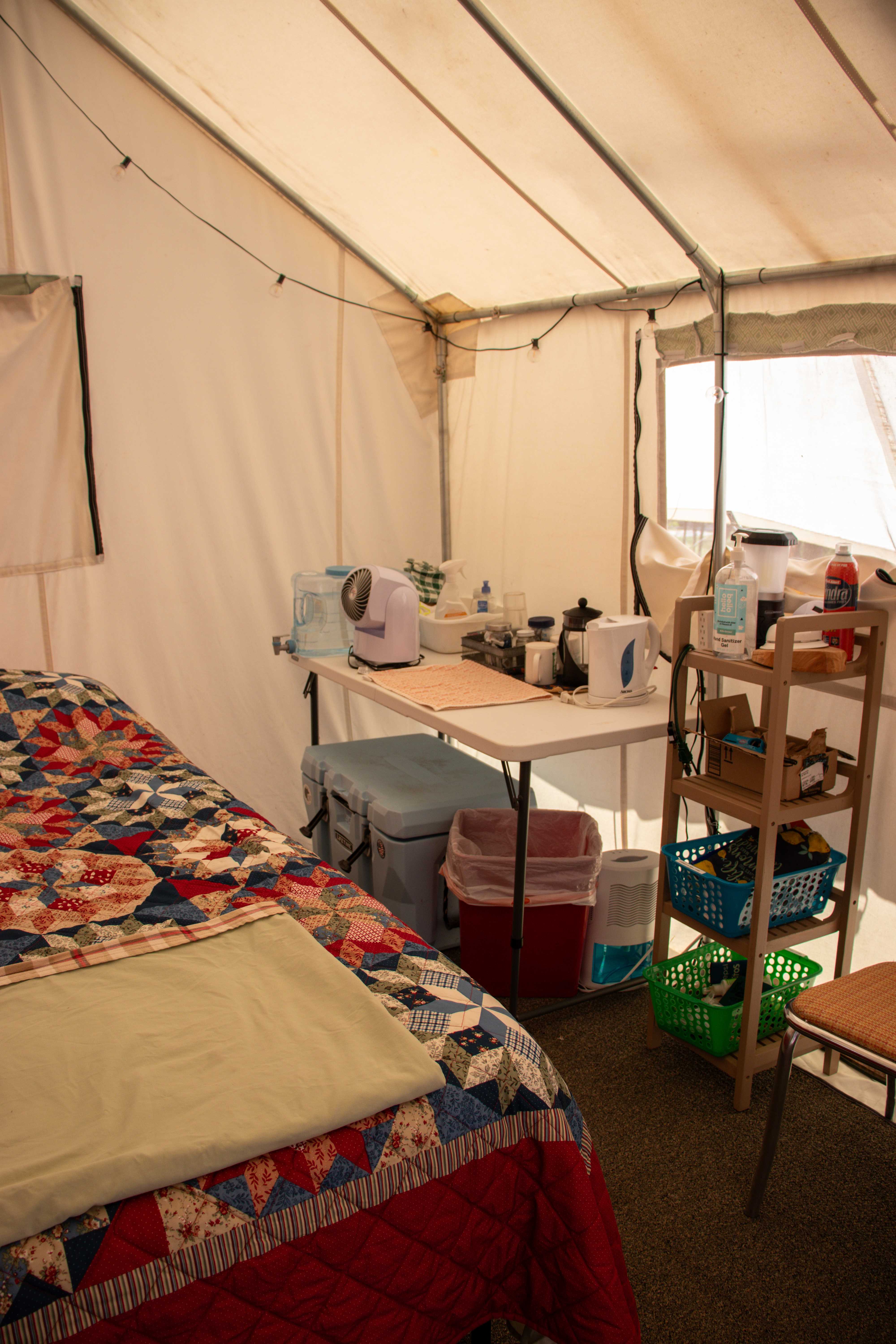 serene seven kichenette setup