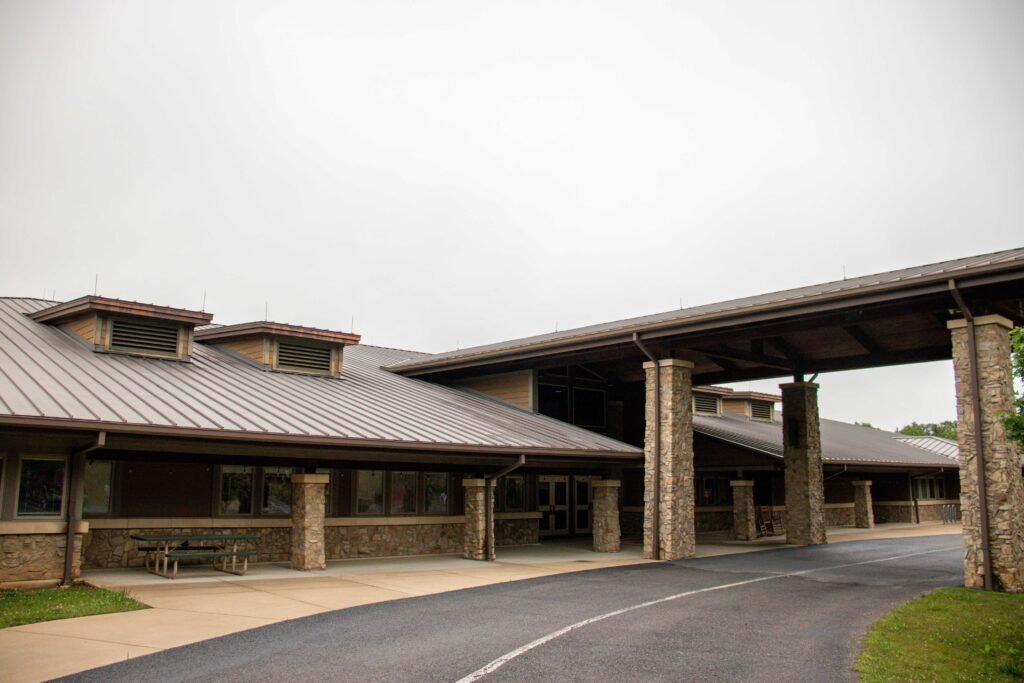 little river canyon center