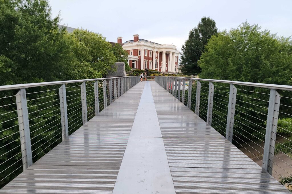 holmberg bridge in downtown chattanooga