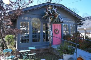 book and cover chattanooga bookstore